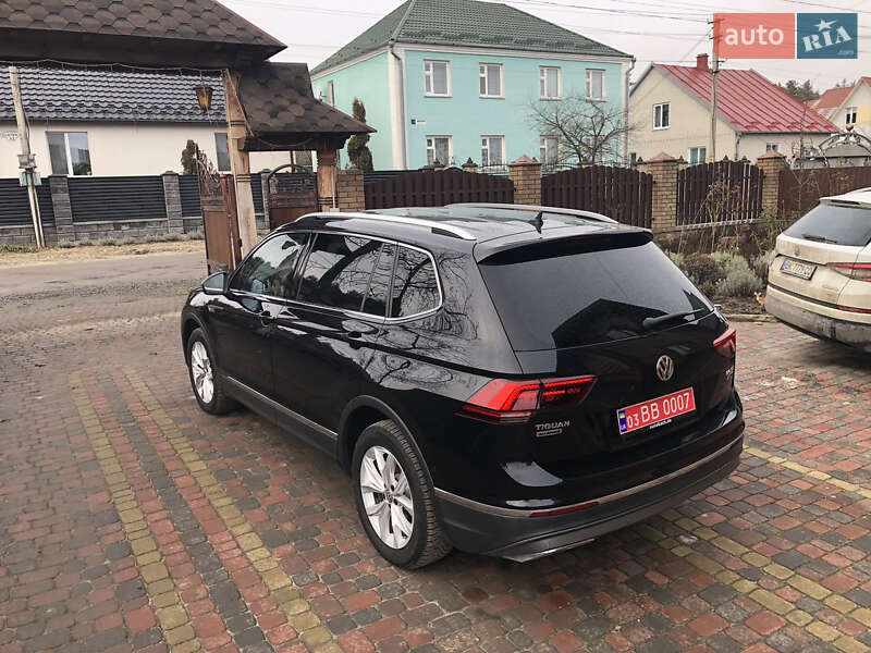 Внедорожник / Кроссовер Volkswagen Tiguan 2018 в Ровно