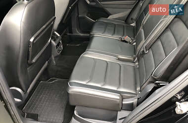 Позашляховик / Кросовер Volkswagen Tiguan 2018 в 