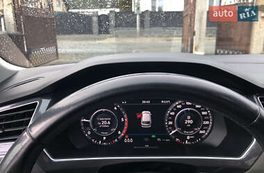Позашляховик / Кросовер Volkswagen Tiguan 2018 в 