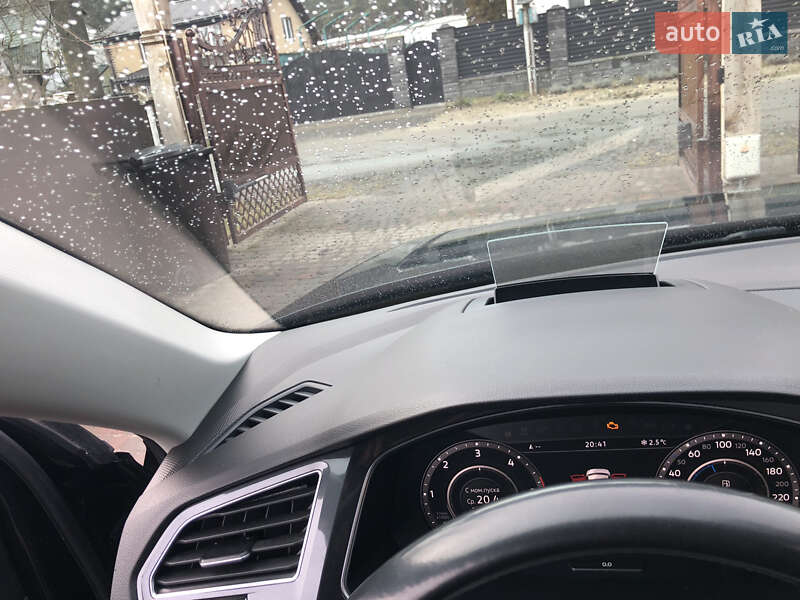 Внедорожник / Кроссовер Volkswagen Tiguan 2018 в Ровно