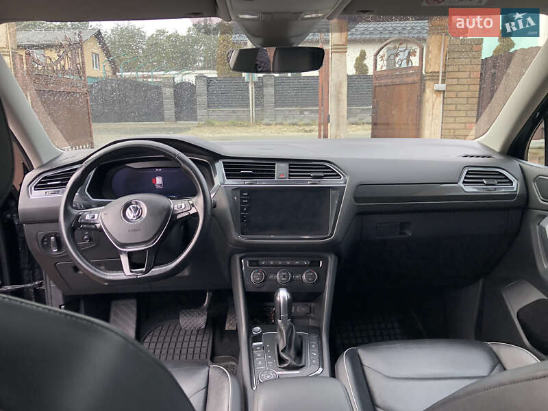 Внедорожник / Кроссовер Volkswagen Tiguan 2018 в Ровно