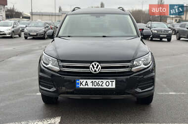 Внедорожник / Кроссовер Volkswagen Tiguan 2016 в Киеве