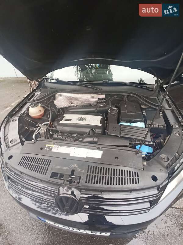 Внедорожник / Кроссовер Volkswagen Tiguan 2013 в Киеве