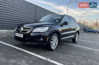 Позашляховик / Кросовер Volkswagen Tiguan 2008 в Миколаєві