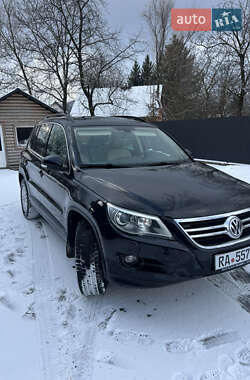 Позашляховик / Кросовер Volkswagen Tiguan 2008 в Тячеві