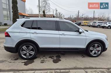 Позашляховик / Кросовер Volkswagen Tiguan 2018 в Старокостянтинові