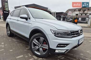 Позашляховик / Кросовер Volkswagen Tiguan 2018 в Старокостянтинові