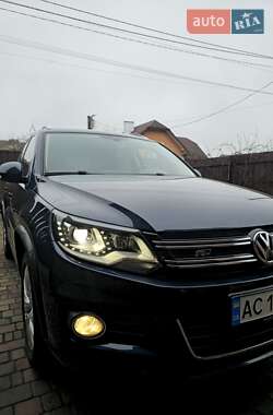 Позашляховик / Кросовер Volkswagen Tiguan 2014 в Луцьку