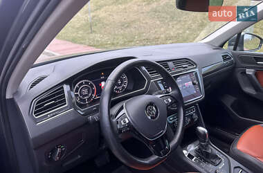 Позашляховик / Кросовер Volkswagen Tiguan 2018 в Києві