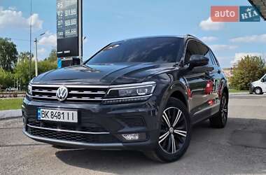 Позашляховик / Кросовер Volkswagen Tiguan 2019 в Рівному