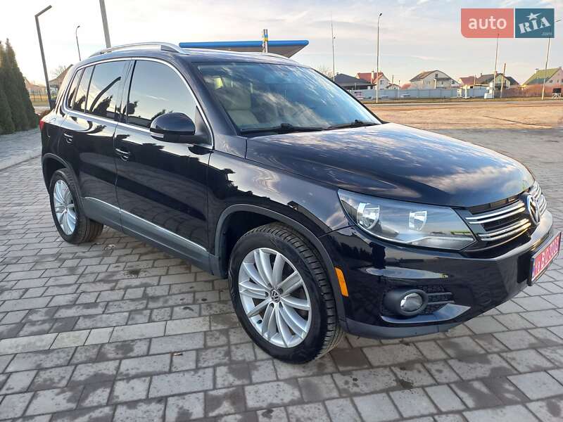 Позашляховик / Кросовер Volkswagen Tiguan 2015 в Кам'янець-Подільському