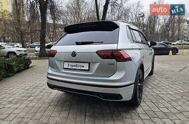 Внедорожник / Кроссовер Volkswagen Tiguan 2022 в Киеве