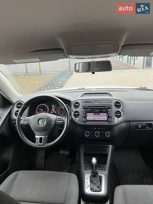 Внедорожник / Кроссовер Volkswagen Tiguan 2014 в Житомире