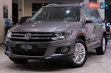 Внедорожник / Кроссовер Volkswagen Tiguan 2015 в Дрогобыче