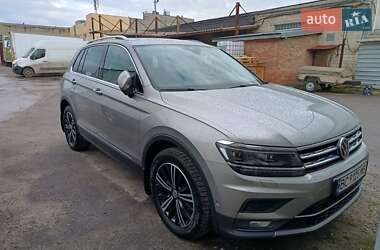 Внедорожник / Кроссовер Volkswagen Tiguan 2020 в Львове