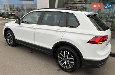 Внедорожник / Кроссовер Volkswagen Tiguan 2022 в Киеве