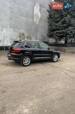 Позашляховик / Кросовер Volkswagen Tiguan 2014 в Рівному