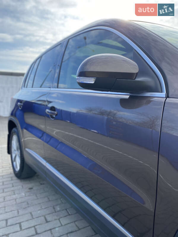 Внедорожник / Кроссовер Volkswagen Tiguan 2011 в Коломые