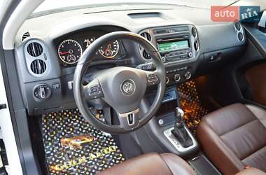 Внедорожник / Кроссовер Volkswagen Tiguan 2016 в Одессе