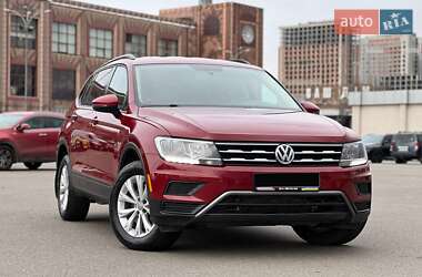 Позашляховик / Кросовер Volkswagen Tiguan 2018 в Києві