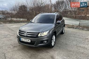 Позашляховик / Кросовер Volkswagen Tiguan 2014 в Харкові