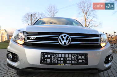 Позашляховик / Кросовер Volkswagen Tiguan 2016 в 
