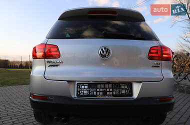 Позашляховик / Кросовер Volkswagen Tiguan 2016 в 