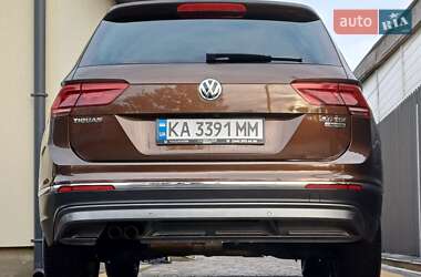 Позашляховик / Кросовер Volkswagen Tiguan 2017 в Києві