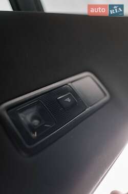 Внедорожник / Кроссовер Volkswagen Tiguan 2019 в 