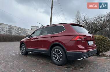 Позашляховик / Кросовер Volkswagen Tiguan 2019 в Павлограді