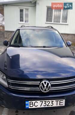 Внедорожник / Кроссовер Volkswagen Tiguan 2016 в 