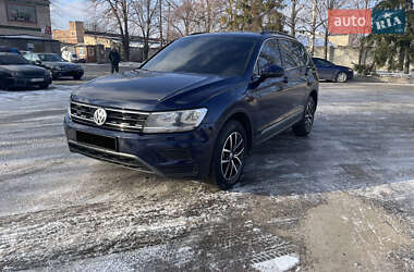 Позашляховик / Кросовер Volkswagen Tiguan 2021 в Полтаві