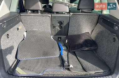 Позашляховик / Кросовер Volkswagen Tiguan 2014 в 