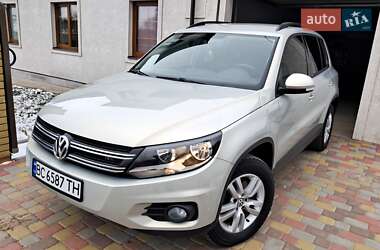 Позашляховик / Кросовер Volkswagen Tiguan 2015 в Черкасах