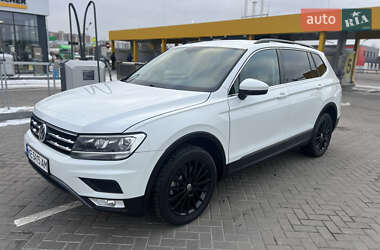 Позашляховик / Кросовер Volkswagen Tiguan 2020 в Дніпрі