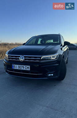 Позашляховик / Кросовер Volkswagen Tiguan 2017 в Києві