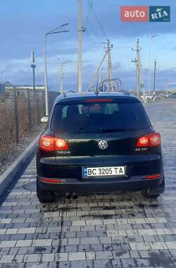 Позашляховик / Кросовер Volkswagen Tiguan 2009 в Львові