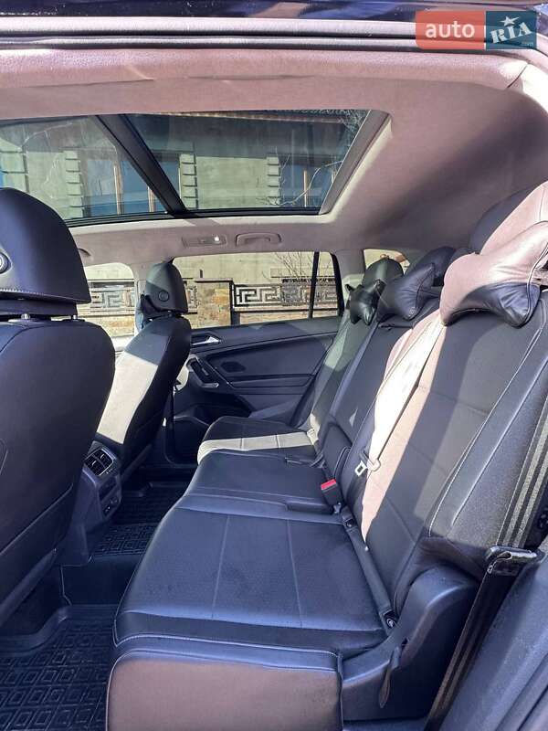 Внедорожник / Кроссовер Volkswagen Tiguan 2018 в Иршаве