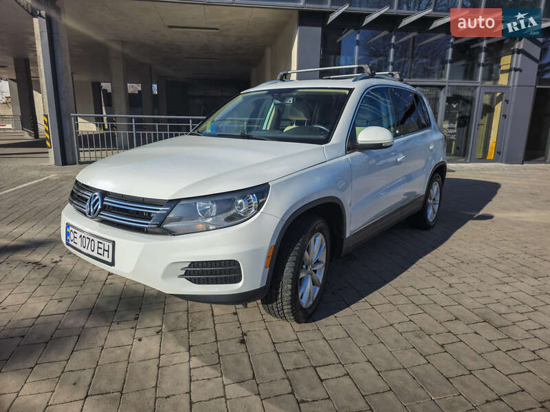 Позашляховик / Кросовер Volkswagen Tiguan 2016 в Львові