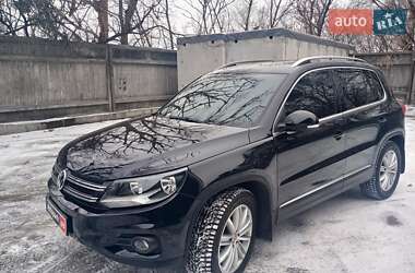 Позашляховик / Кросовер Volkswagen Tiguan 2012 в Києві