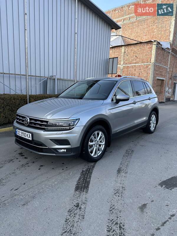 Внедорожник / Кроссовер Volkswagen Tiguan 2019 в Черновцах