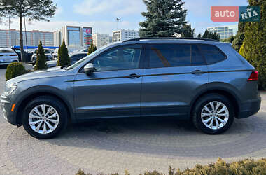 Внедорожник / Кроссовер Volkswagen Tiguan 2019 в Львове