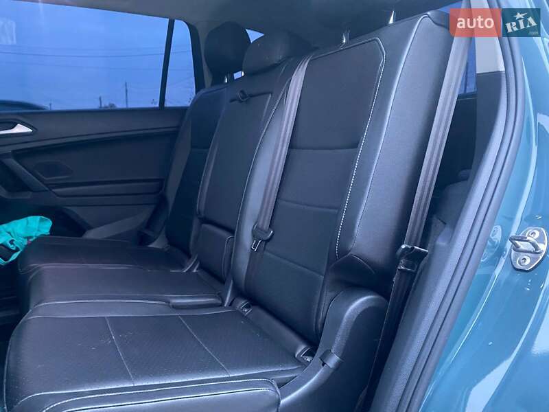 Внедорожник / Кроссовер Volkswagen Tiguan 2019 в Львове