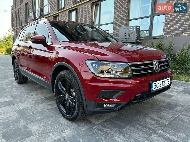 Внедорожник / Кроссовер Volkswagen Tiguan 2021 в Львове