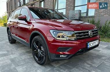 Внедорожник / Кроссовер Volkswagen Tiguan 2021 в Львове