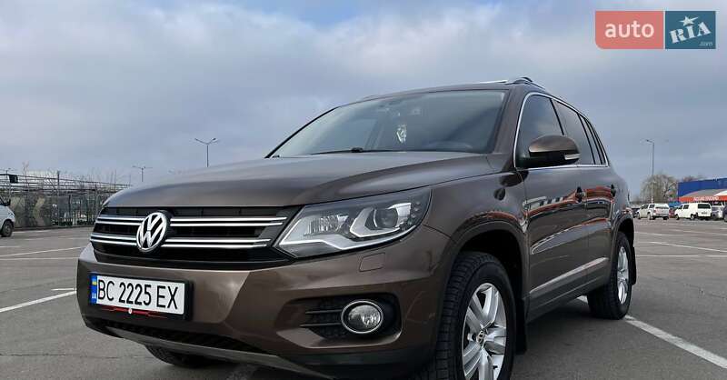 Внедорожник / Кроссовер Volkswagen Tiguan 2014 в Львове