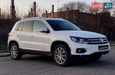 Позашляховик / Кросовер Volkswagen Tiguan 2011 в Миколаєві