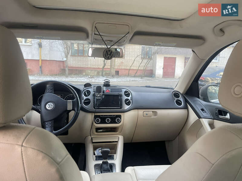 Внедорожник / Кроссовер Volkswagen Tiguan 2010 в Львове фото 15 Внедорожник / Кроссовер Volkswagen Tiguan 2010 в Львове