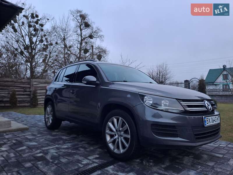 Внедорожник / Кроссовер Volkswagen Tiguan 2012 в Славуте