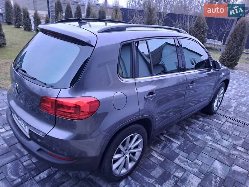 Внедорожник / Кроссовер Volkswagen Tiguan 2012 в Славуте